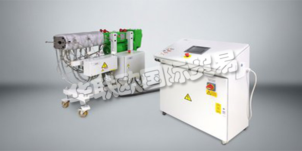 HENSCHEL是國(guó)際領(lǐng)先的驅(qū)動(dòng)解決方案系統(tǒng)制造商之一，特別是在機(jī)械和鐵路工程領(lǐng)域。多年來(lái)，他們?cè)谑袌?chǎng)上的地位是高端產(chǎn)品。高水平的可靠質(zhì)量 - 這是他們提供的驅(qū)動(dòng)技術(shù)的權(quán)利。