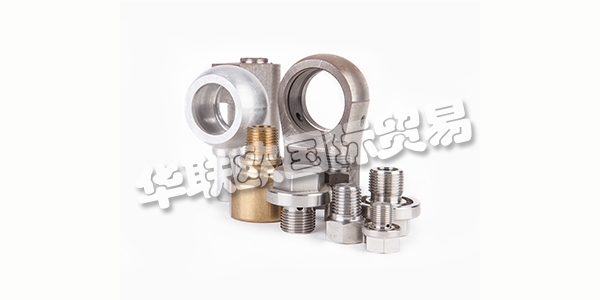 意大利BERNIO主要產(chǎn)品：BERNIO氣動(dòng)元件、墊圈、活塞、聯(lián)軸器等。BERNIO精密工程公司成立于1971年，由弗朗西斯科·伯尼奧(Francesco Bernio)的遺囑在距離克雷莫納(Cremona)幾公里處，經(jīng)過多年的員工經(jīng)驗(yàn)。從單獨(dú)轉(zhuǎn)動(dòng)的最初活動(dòng)開始，只需一臺(tái)機(jī)器，就可以開發(fā)出Bernio機(jī)械車削：第一個(gè)員工被雇傭，機(jī)器公園增加到4個(gè)單位。2001年，他的兒子Fausto加入公司，直接在機(jī)器上工作， 2006年，當(dāng)時(shí)負(fù)責(zé)管理的女兒艾琳娜被加入。他們共同確立了自己的領(lǐng)地參考點(diǎn)，并逐漸領(lǐng)導(dǎo)金屬加工公司 由于機(jī)器的不斷發(fā)展和對(duì)高度專業(yè)化人員的不斷培訓(xùn)，擴(kuò)大了領(lǐng)土邊界。